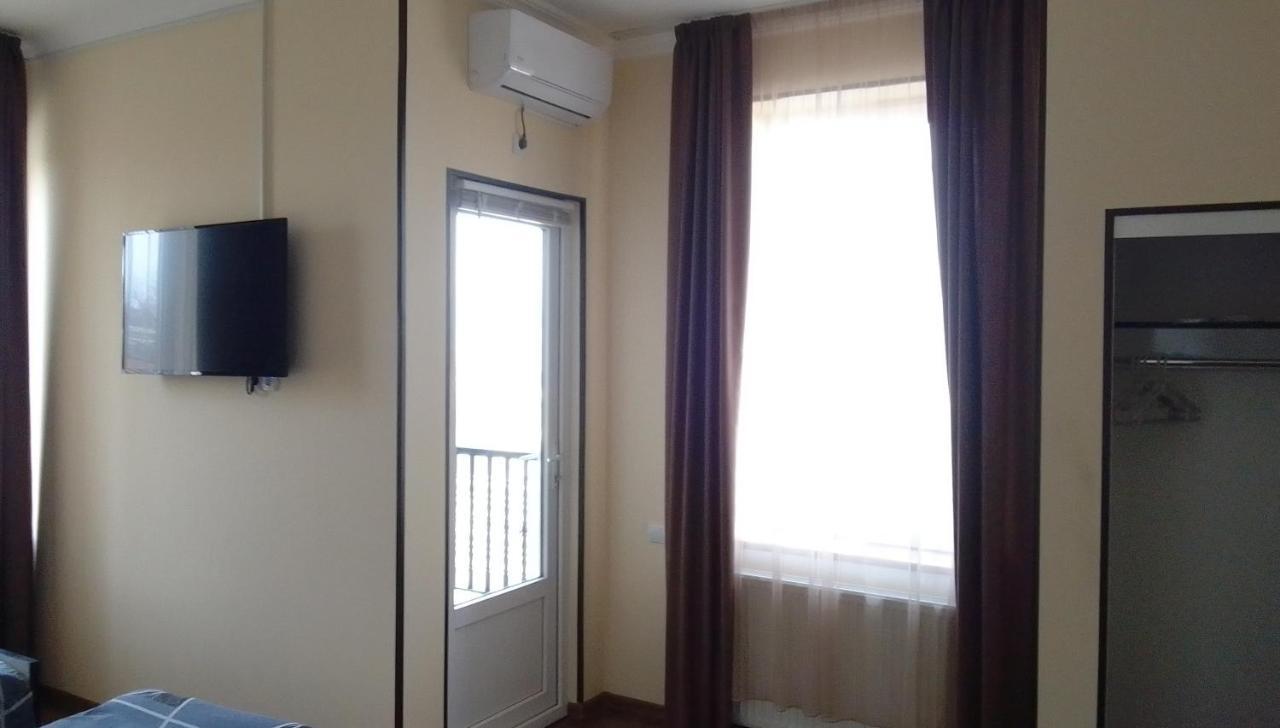 Telav Holl Hotel Telavi Exterior photo