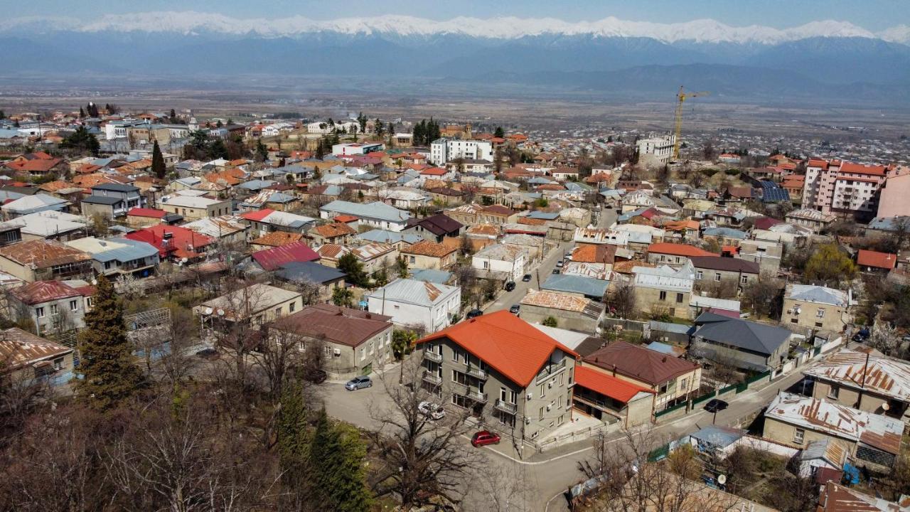 Telav Holl Hotel Telavi Exterior photo