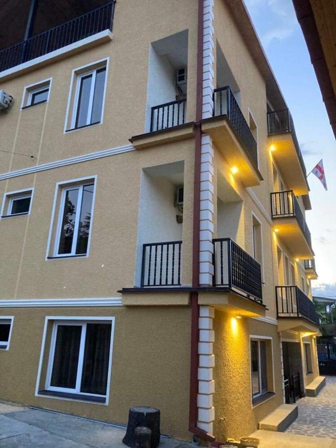 Telav Holl Hotel Telavi Exterior photo