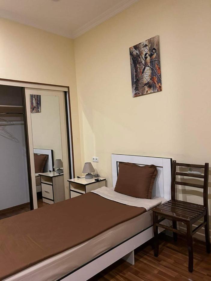 Telav Holl Hotel Telavi Exterior photo